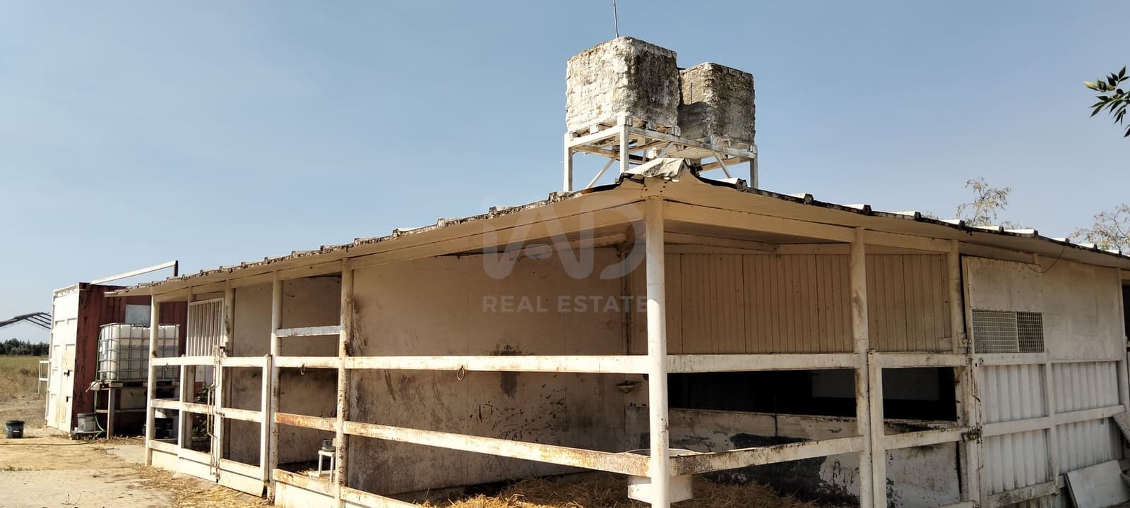 Mark till salu i Sevilla stad - 266 000 € (Ref: 9987430)