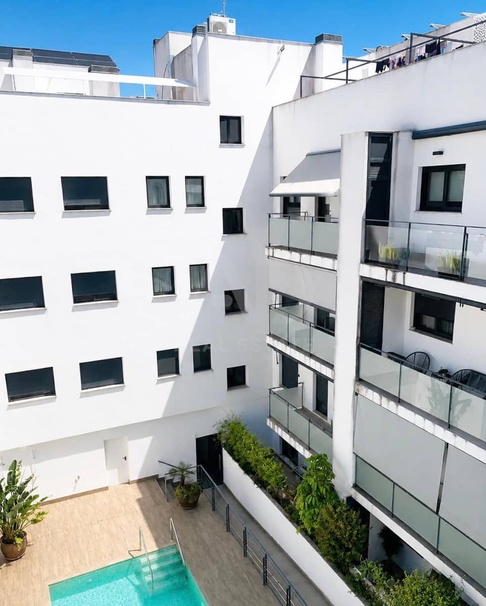 3 slaapkamer Penthouse te koop in Sevilla stad met zwembad garage - € 725.000 (Ref: 9987433)