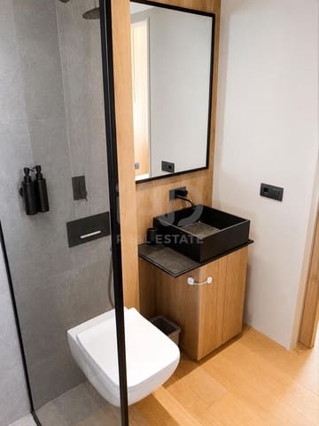 3 slaapkamer Penthouse te koop in Cruz Roja, Capuchinos, Sevilla stad met zwembad garage - € 725.000 (Ref: 9987433)