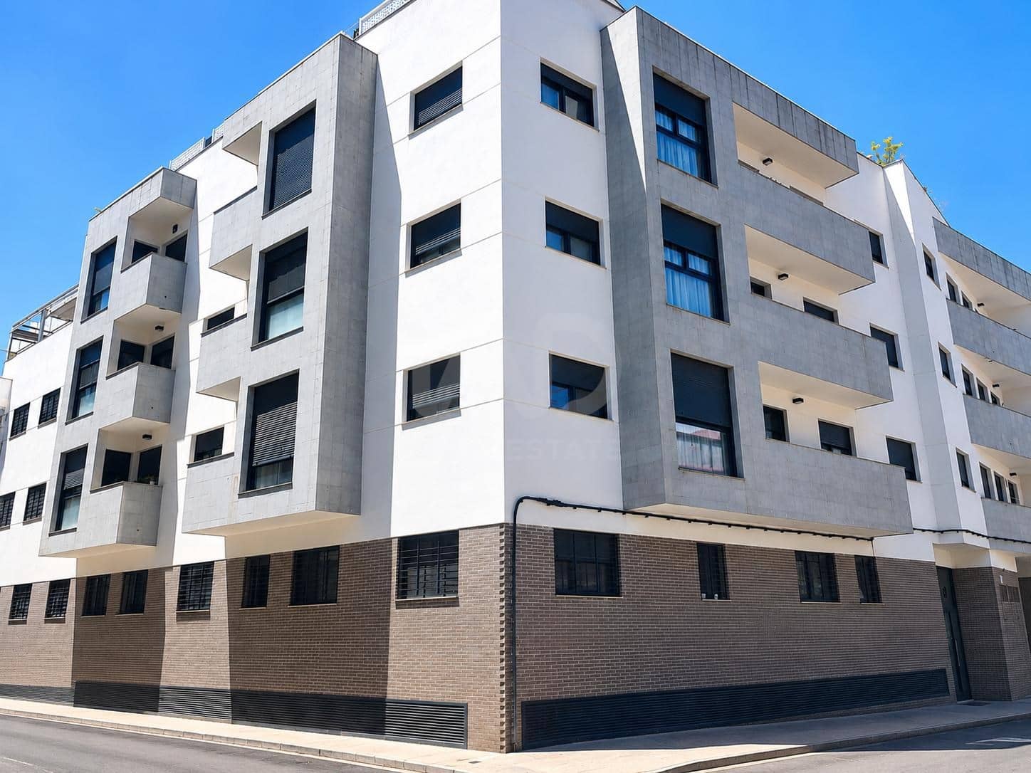 3 slaapkamer Penthouse te koop in Sevilla stad met zwembad garage - € 725.000 (Ref: 9987433)