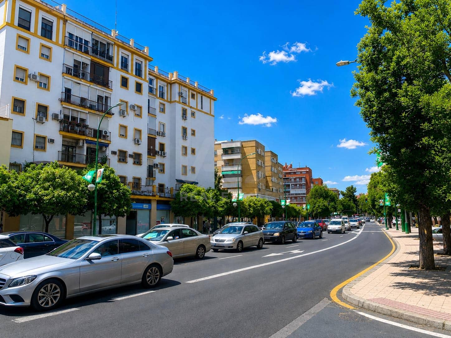 3 slaapkamer Penthouse te koop in Sevilla stad met zwembad garage - € 725.000 (Ref: 9987433)