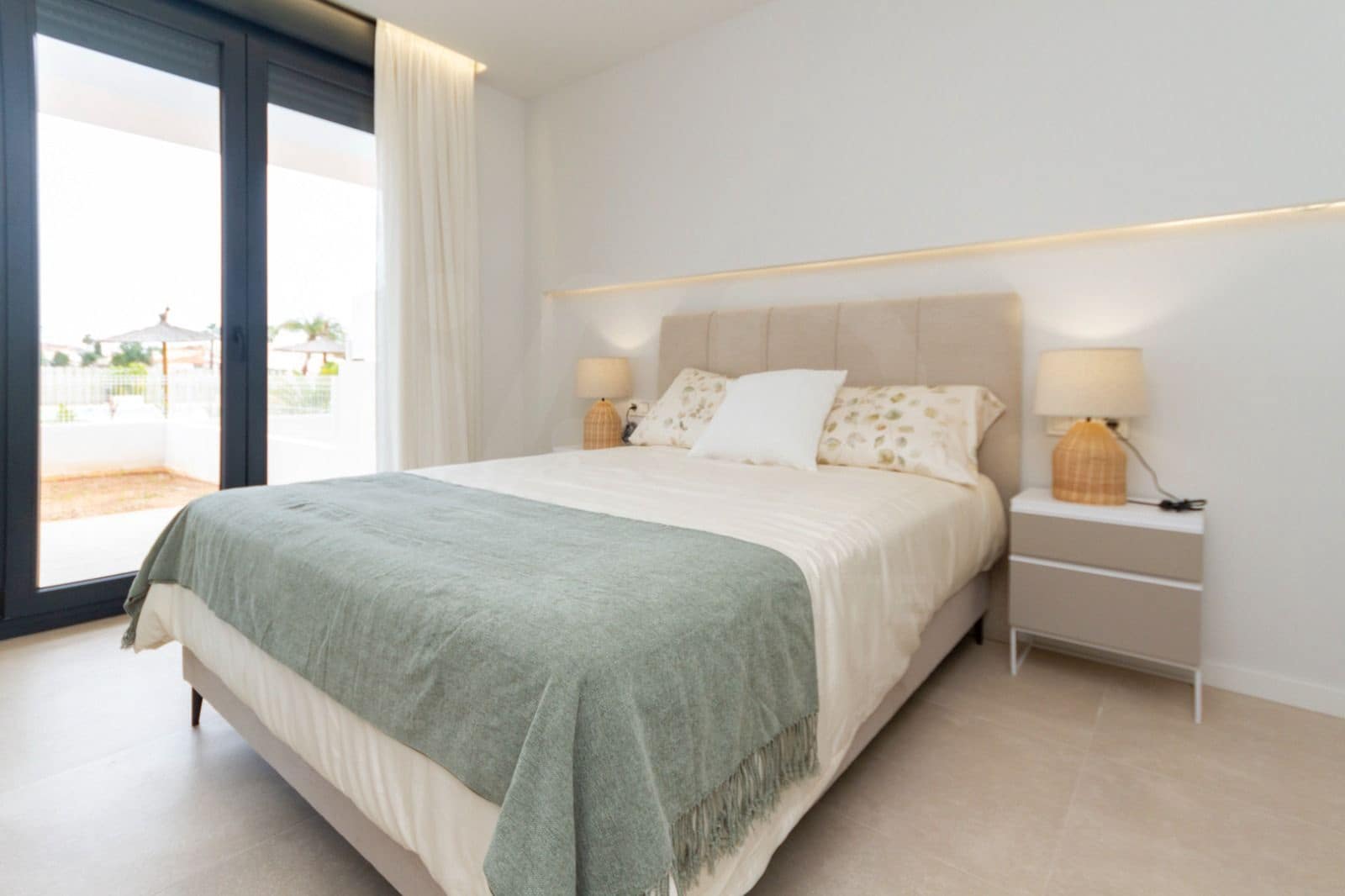 3 makuuhuone Kattohuoneisto myytävänä paikassa Alicante kaupunki mukana uima-altaan - 625 000 € (Ref: 9987436)