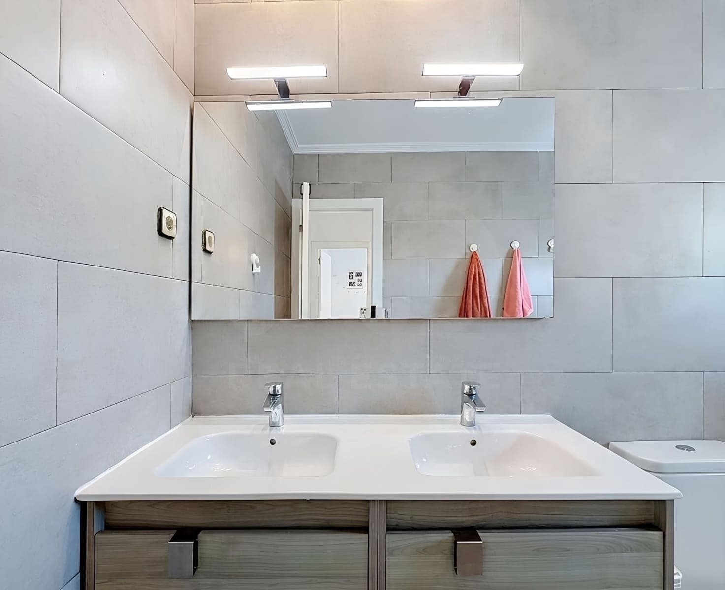 5 Zimmer Haus zu verkaufen in Barcelona Stadt - 645.000 € (Ref: 9987437)