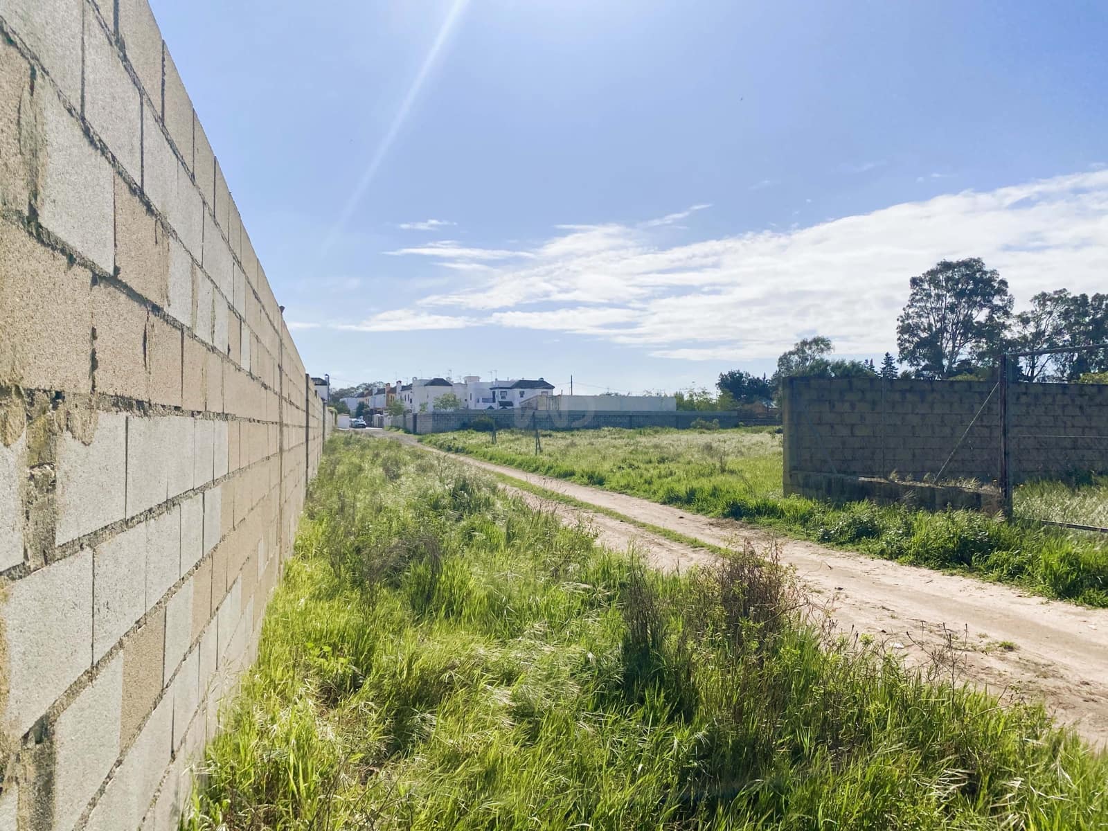 Rakentamaton maa myytävänä paikassa Cadiz kaupunki - 95 000 € (Ref: 9987439)