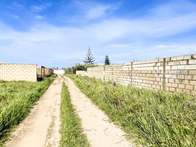 Grond te koop in Cádiz stad - € 95.000 (Ref: 9987439)