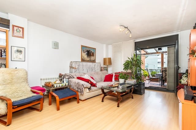 Apartamento de 4 habitaciones en Sant Quirze del Vallès en venta con piscina garaje - 485.000 € (Ref: 9987443)
