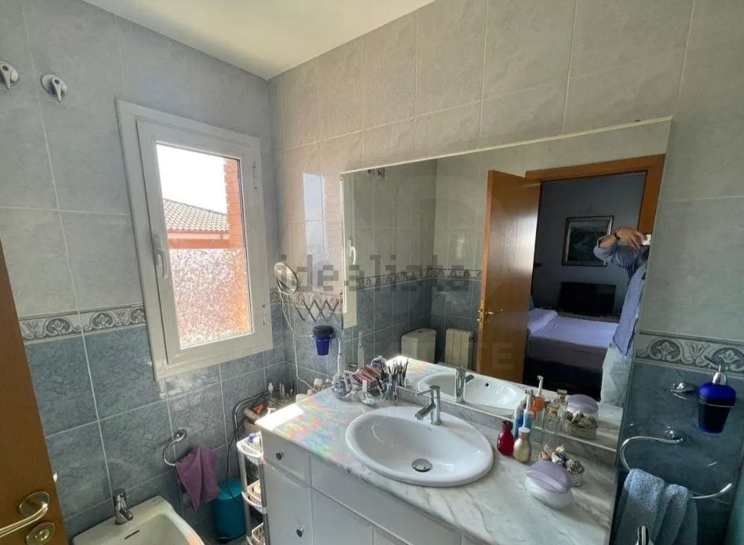 Apartamento de 4 habitaciones en Sant Feliu de Llobregat en venta con piscina - 819.000 € (Ref: 9987445)