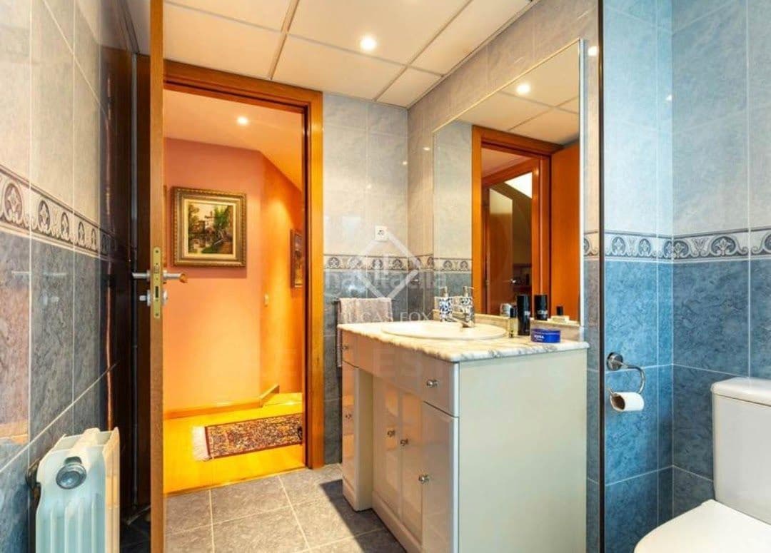 Apartamento de 4 habitaciones en Sant Feliu de Llobregat en venta con piscina - 819.000 € (Ref: 9987445)