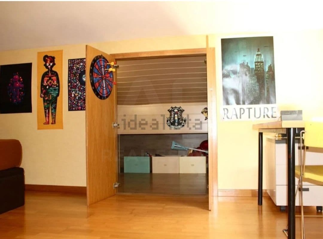 Apartamento de 4 habitaciones en Sant Feliu de Llobregat en venta con piscina - 819.000 € (Ref: 9987445)