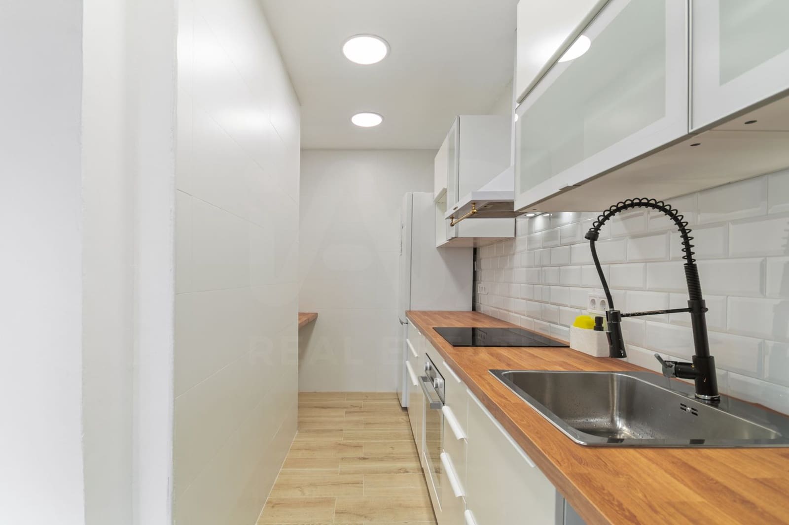 3 soveværelse Lejlighed til salg i Barcelona by - € 328.000 (Ref: 9987446)