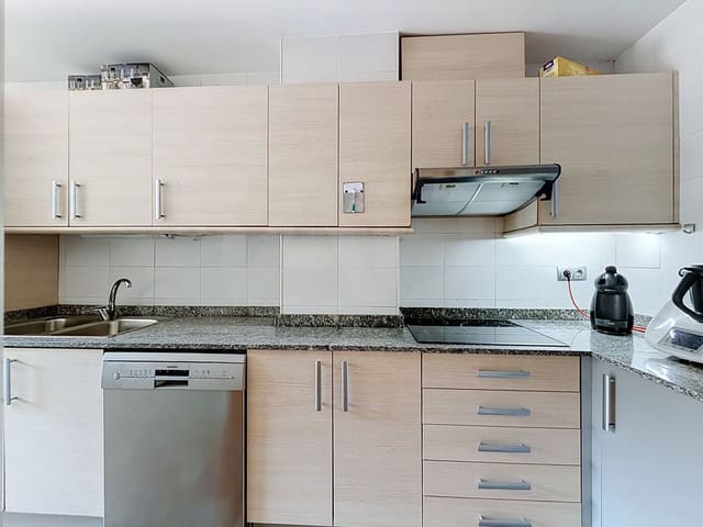 3 soveværelse Lejlighed til salg i Sant Adrià de Besòs - € 350.000 (Ref: 9987448)