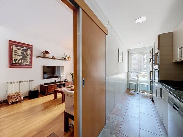 3 soveværelse Lejlighed til salg i Sant Adrià de Besòs - € 350.000 (Ref: 9987448)