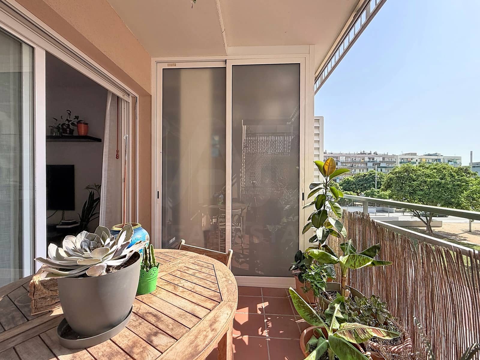 3 camera da letto Appartamento in vendita in Barcelona citta - 350.000 € (Rif: 9987448)