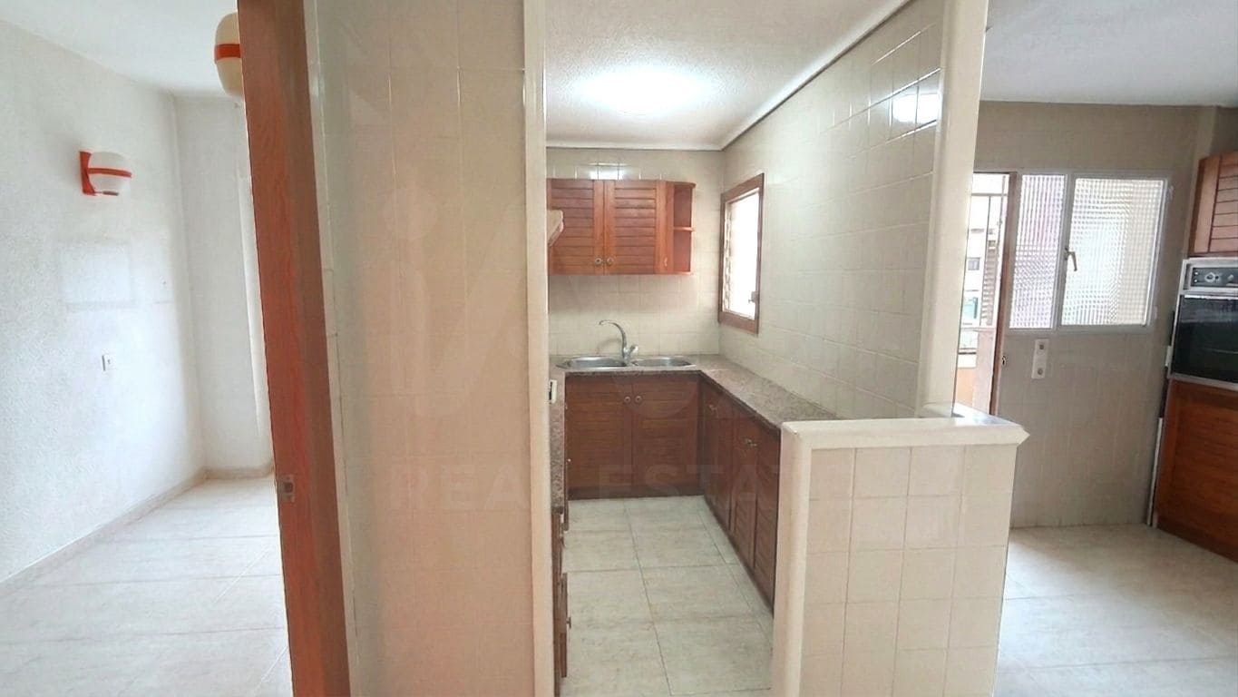 5 soveværelse Lejlighed til salg i Castello de la Plana med swimmingpool garage - € 484.000 (Ref: 9987449)