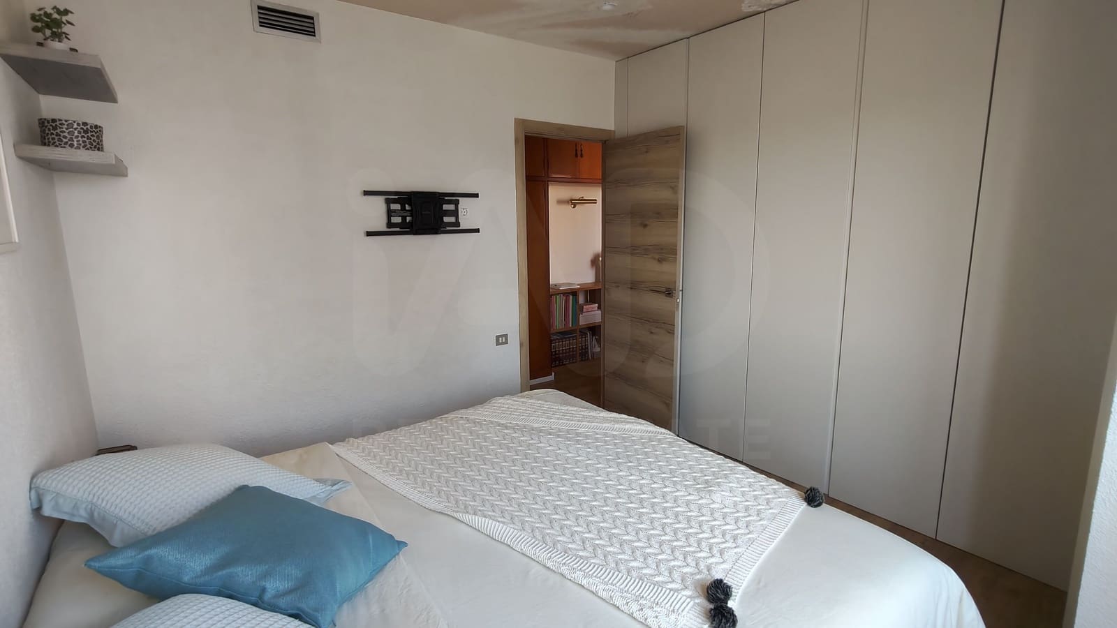 3 soverom Penthouse til salgs i Castello de la Plana - € 275 000 (Ref: 9987450)