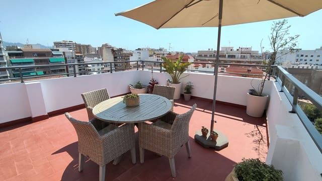 3 makuuhuone Kattohuoneisto myytävänä paikassa Centro, Castelló de la Plana - 275 000 € (Ref: 9987450)