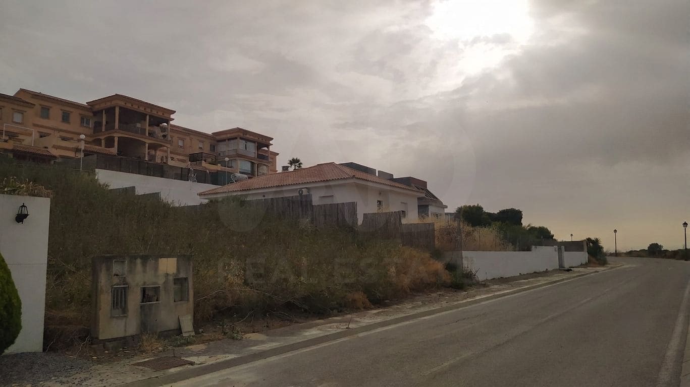 Area Edificabile in vendita in Cadice citta - 74.000 € (Rif: 9987452)