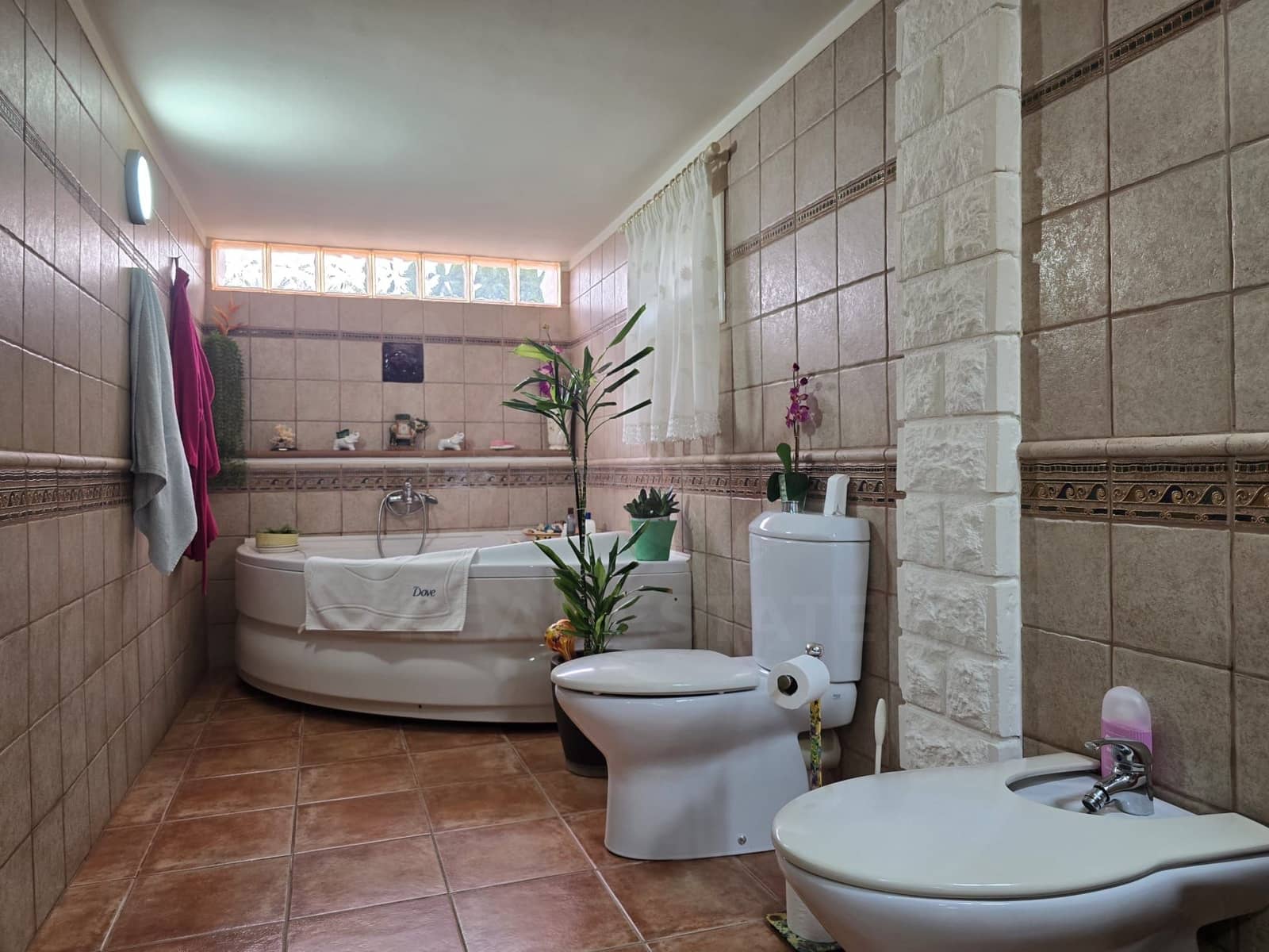 4 camera da letto Villa in vendita in Barcelona citta con garage - 290.000 € (Rif: 9987453)