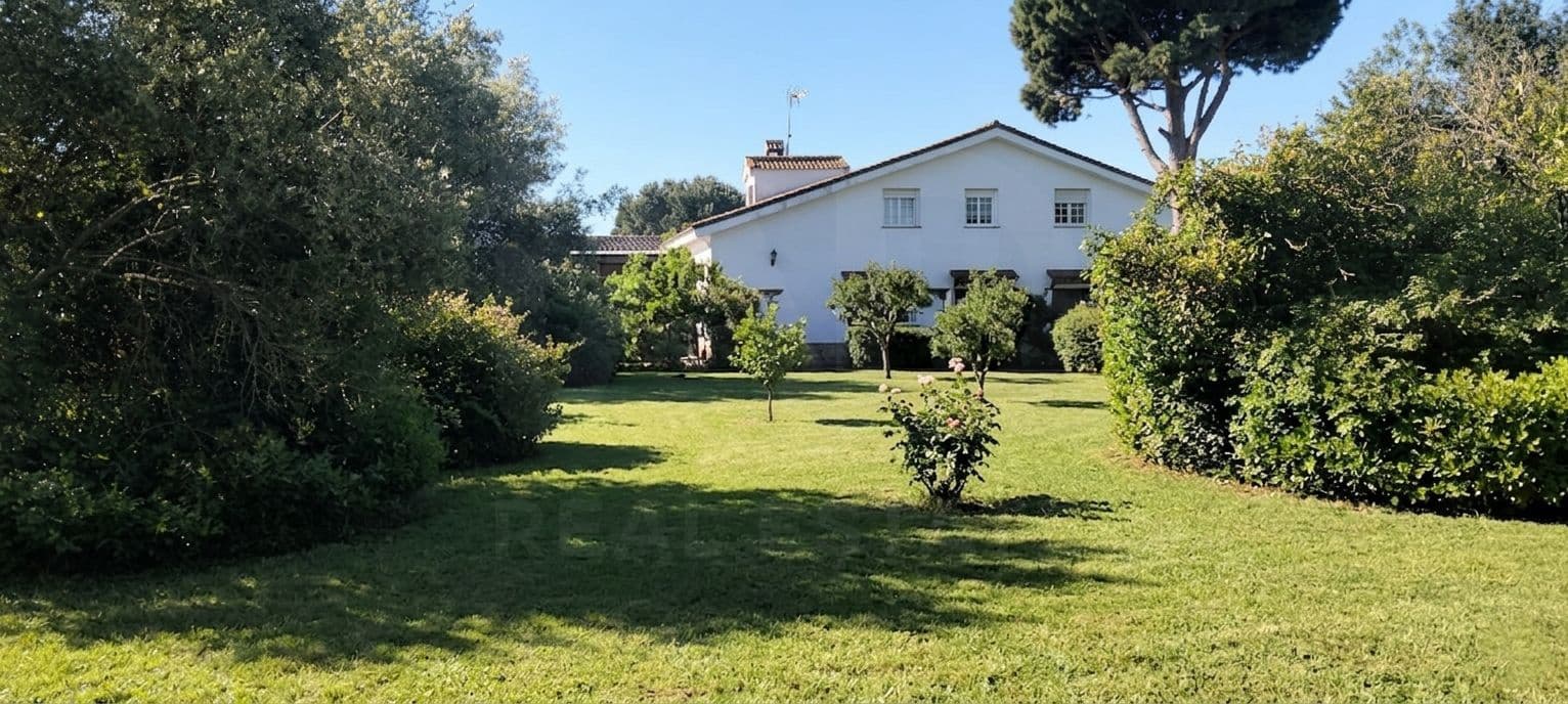 Grond te koop in Cadiz stad - € 300.000 (Ref: 9987454)