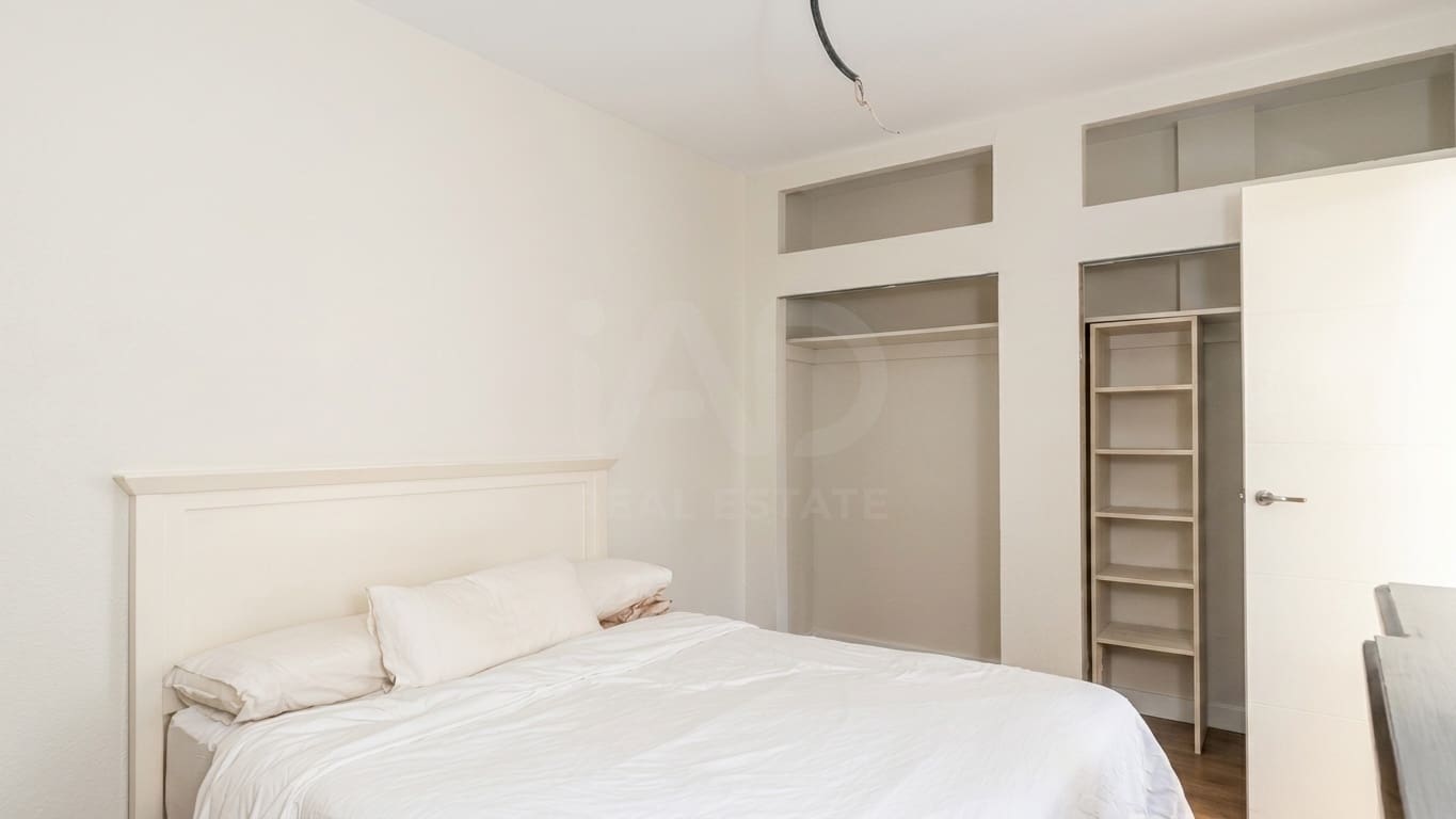 2 bedroom Apartment for sale in Cadiz city - € 226,100 (Ref: 9987455)