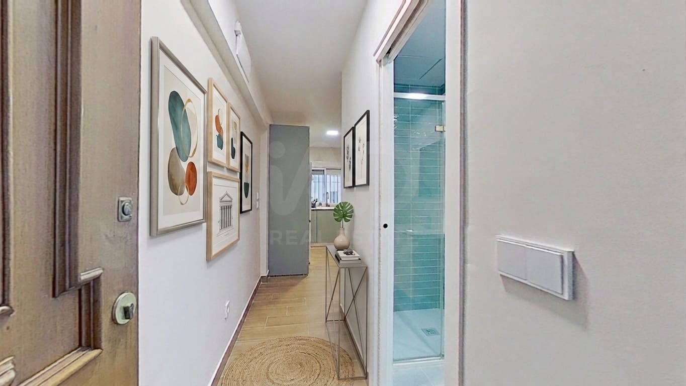 2 bedroom Apartment for sale in Cadiz city - € 226,100 (Ref: 9987455)
