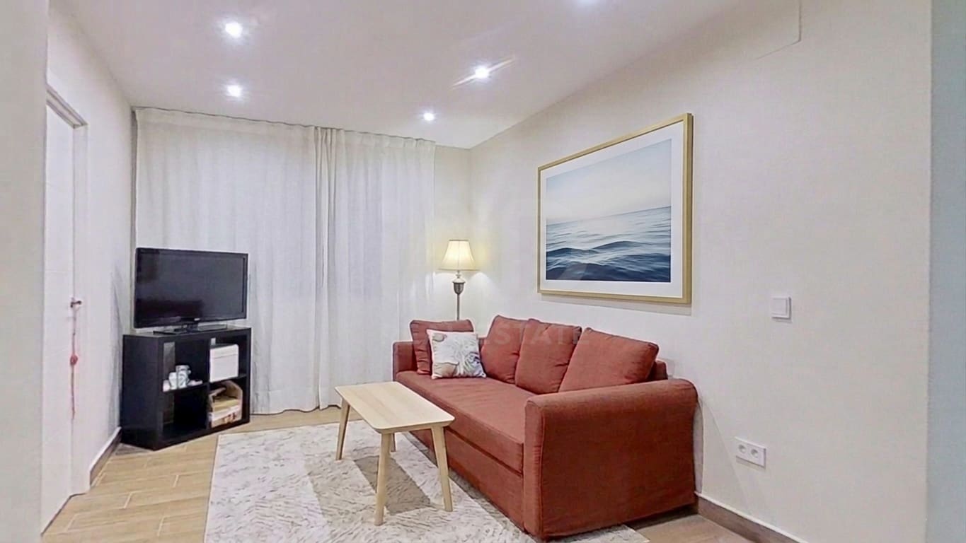 2 bedroom Apartment for sale in Cadiz city - € 226,100 (Ref: 9987455)