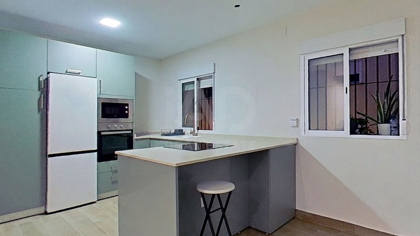 2 bedroom Apartment for sale in Cadiz city - € 226,100 (Ref: 9987455)