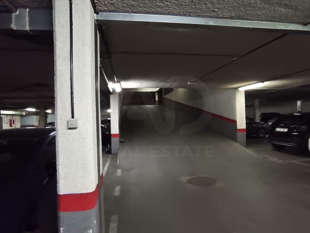 Garasje til salgs i Palacio, Madrid by - € 20 573 (Ref: 9987458)