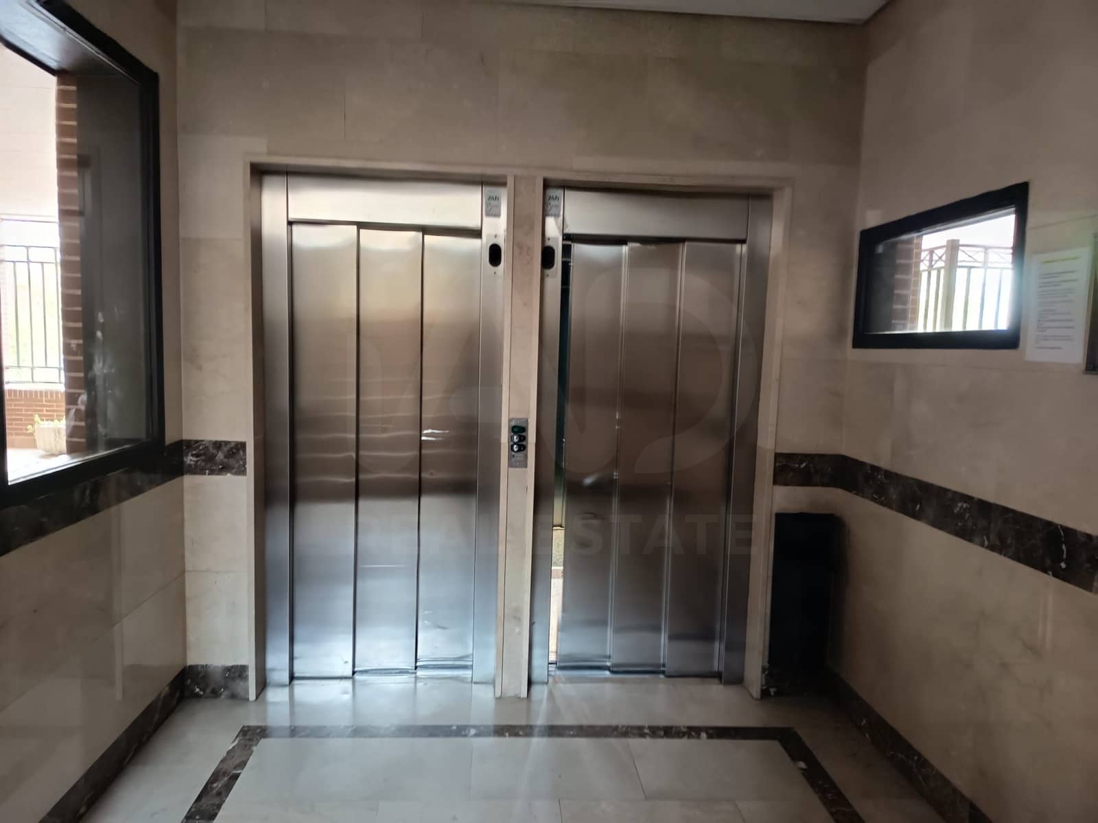Garage til salg i Madrid by - € 20.573 (Ref: 9987458)