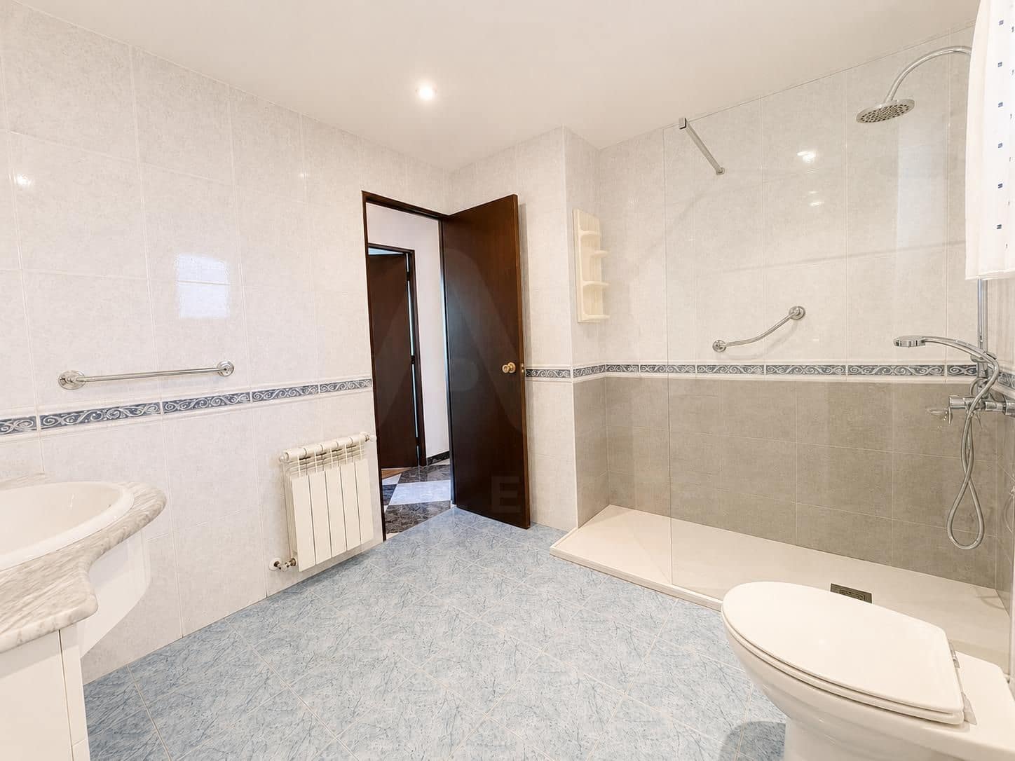 3 sovrum Lägenhet till salu i Madrid stad - 279 000 € (Ref: 9987460)