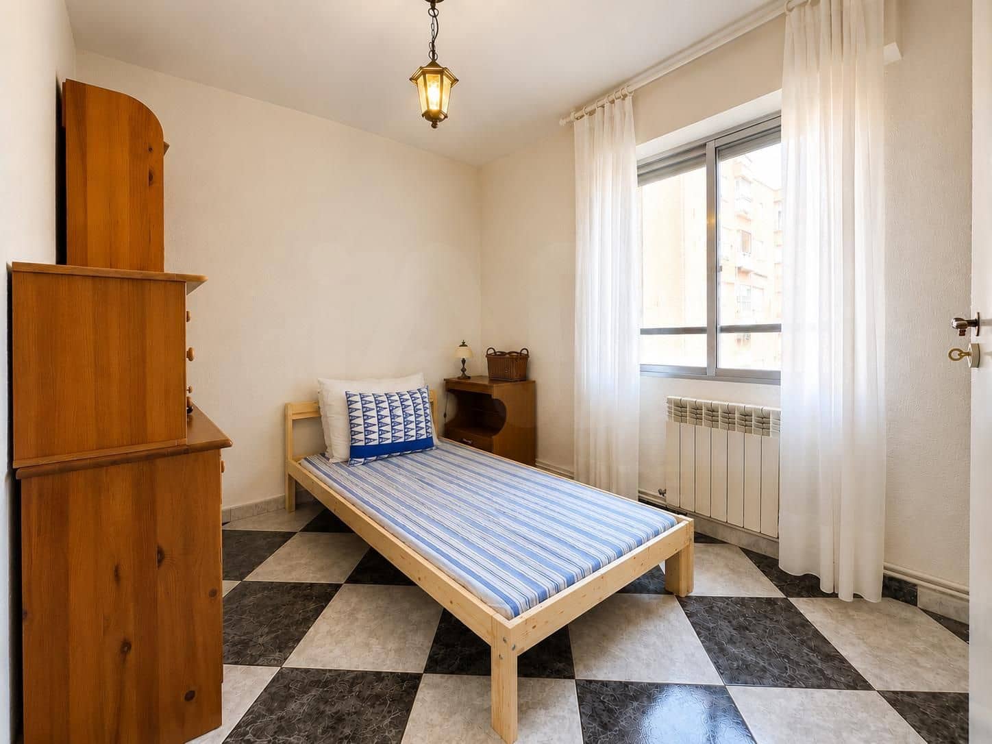 3 sovrum Lägenhet till salu i Madrid stad - 279 000 € (Ref: 9987460)