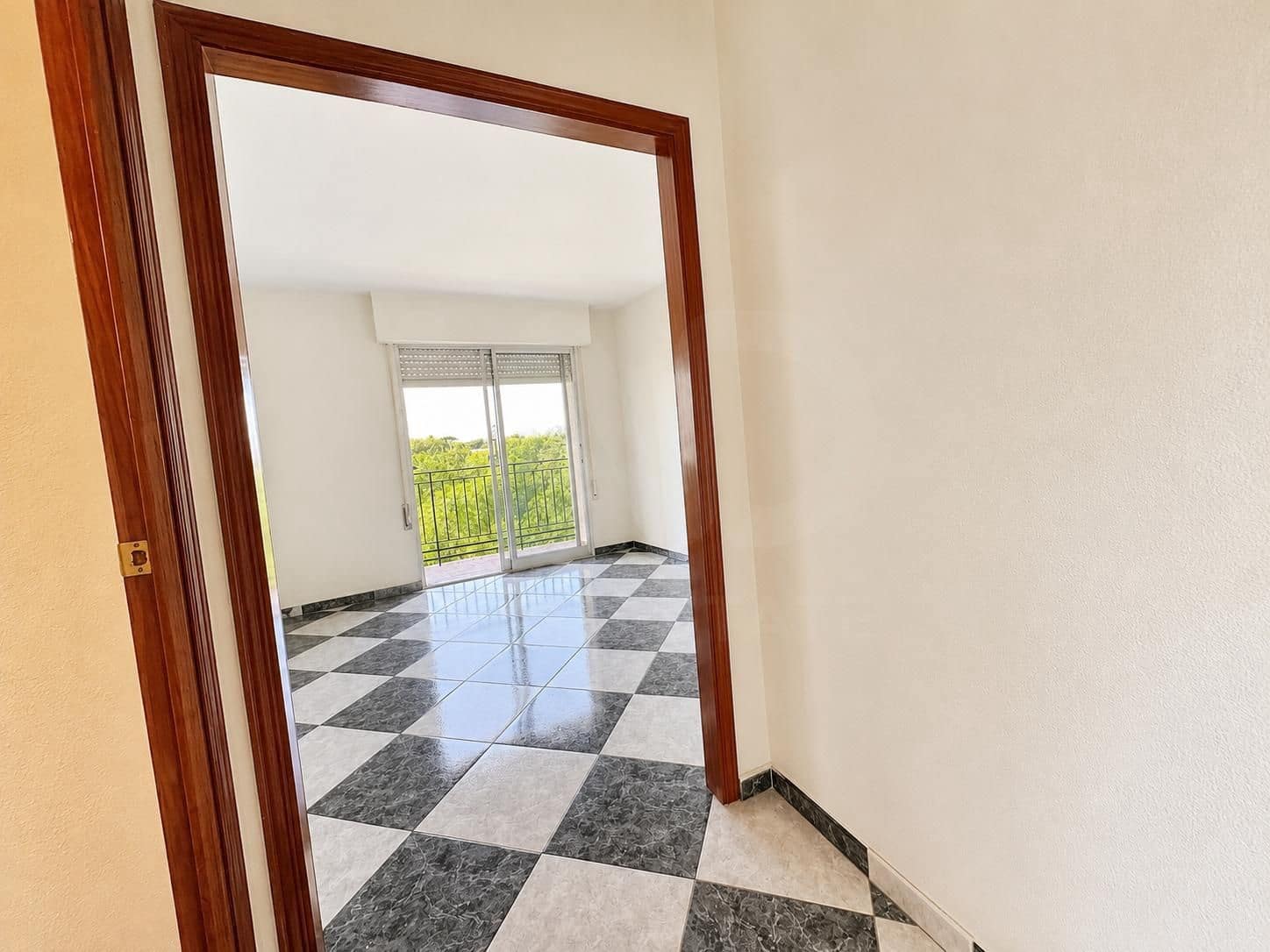 3 sovrum Lägenhet till salu i Madrid stad - 279 000 € (Ref: 9987460)