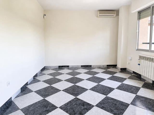 3 Zimmer Apartment zu verkaufen in Entrevías, Madrid Stadt - 279.000 € (Ref: 9987460)