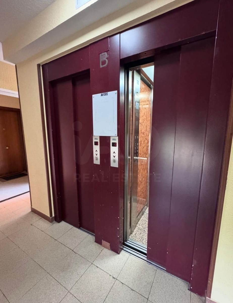 3 sovrum Lägenhet till salu i Madrid stad - 279 000 € (Ref: 9987460)