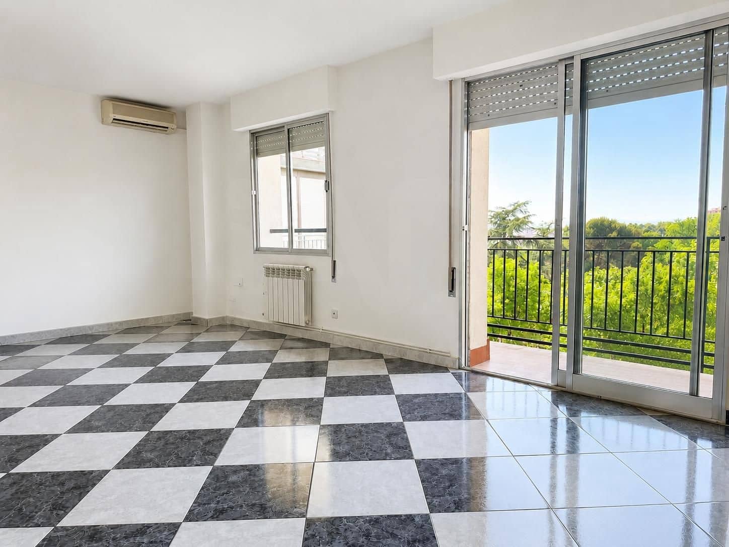 3 sovrum Lägenhet till salu i Madrid stad - 279 000 € (Ref: 9987460)
