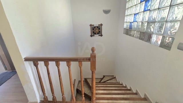 6 soveværelse Byhus til salg i Calafell med garage - € 350.000 (Ref: 9987462)