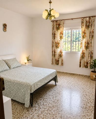 Finca/Casa Rural de 3 habitaciones en Sedella en venta con piscina garaje - 355.000 € (Ref: 9987465)