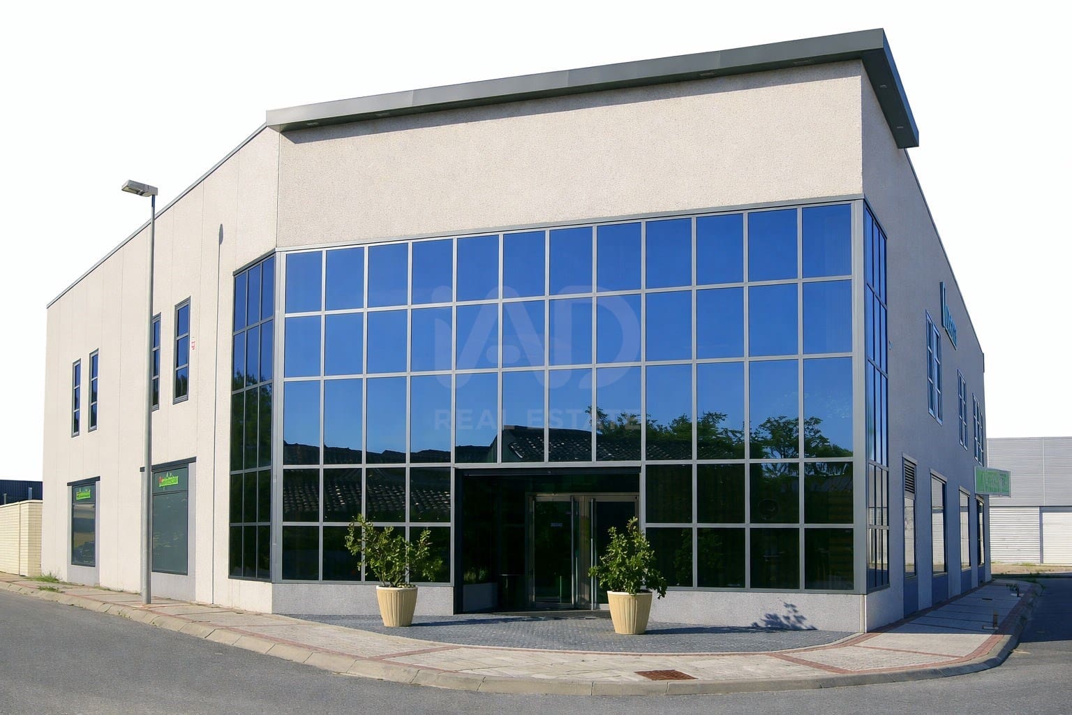 Erhverv til salg i Valladolid by - € 650.000 (Ref: 9987466)