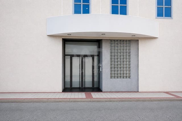 Erhverv til salg i Valladolid by - € 650.000 (Ref: 9987466)