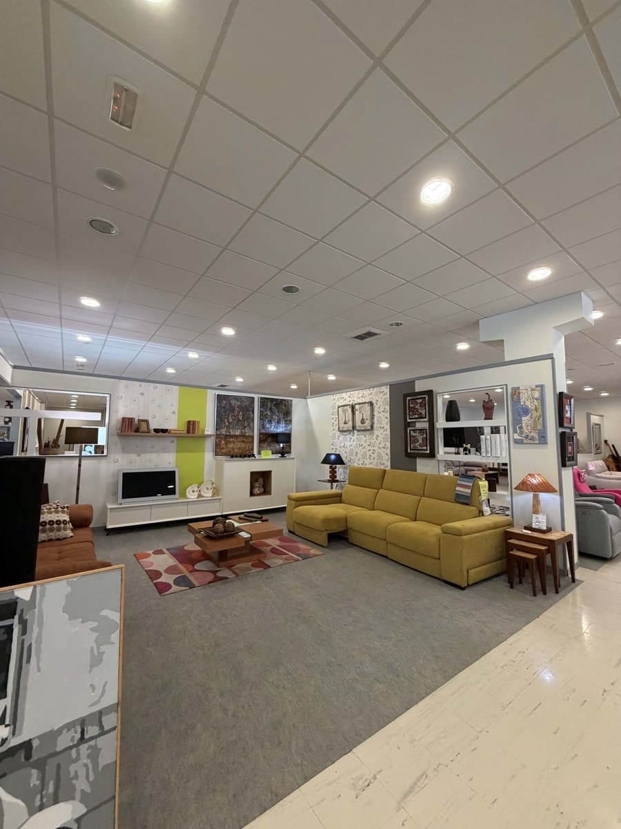 Erhverv til salg i Valladolid by - € 650.000 (Ref: 9987466)