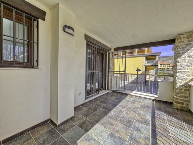 2 quarto Apartamento para venda em Teruel cidade com garagem - 177 000 € (Ref: 9987470)