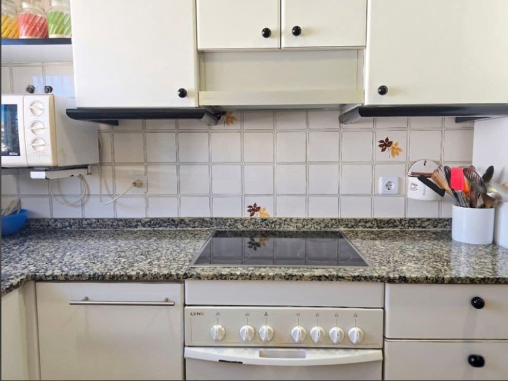 5 bedroom Villa for sale in Tarragona city with pool - € 329,000 (Ref: 9987471)