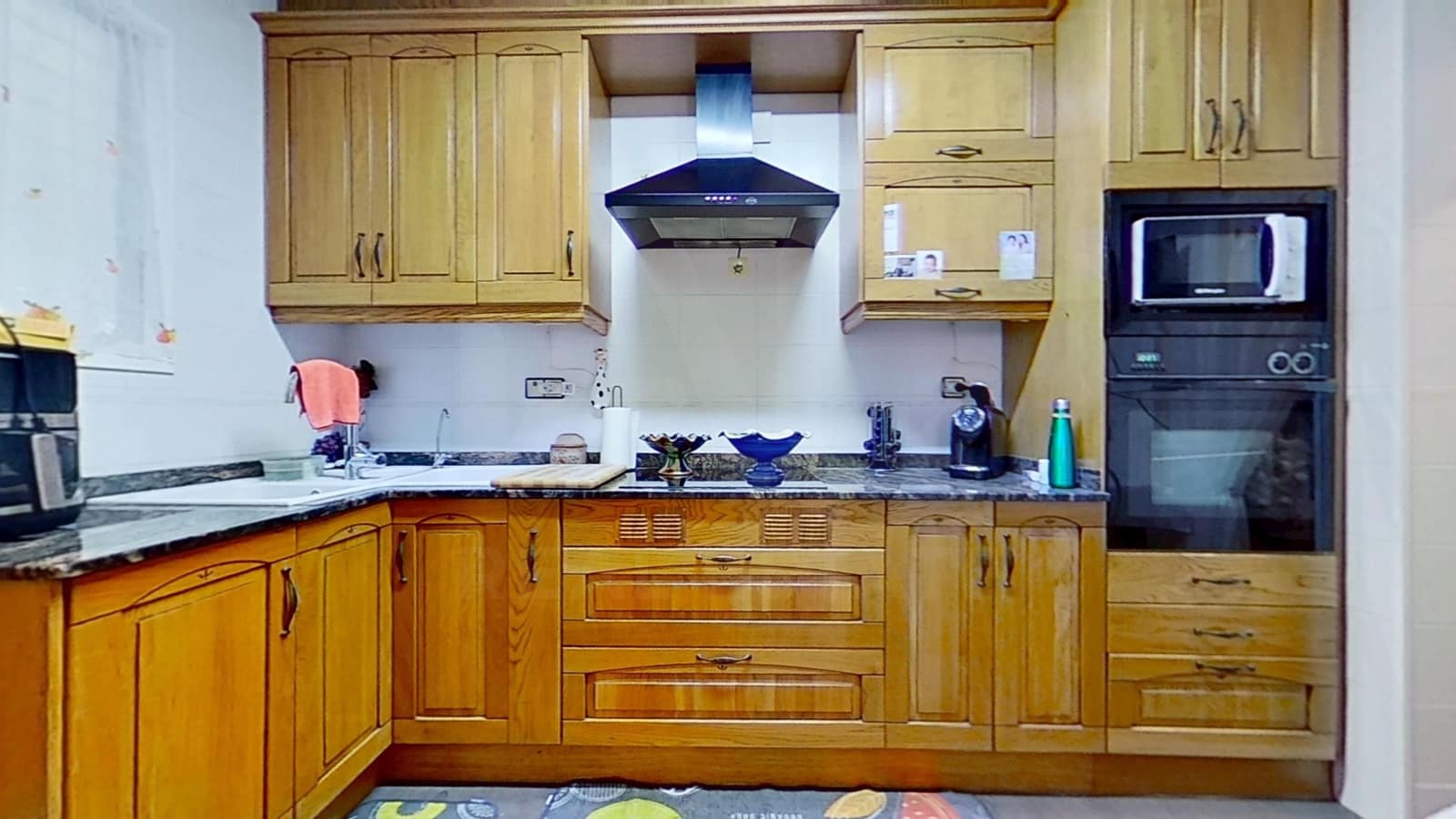 4 slaapkamer Rijtjeshuis te koop in Tarragona stad met garage - € 237.000 (Ref: 9987472)