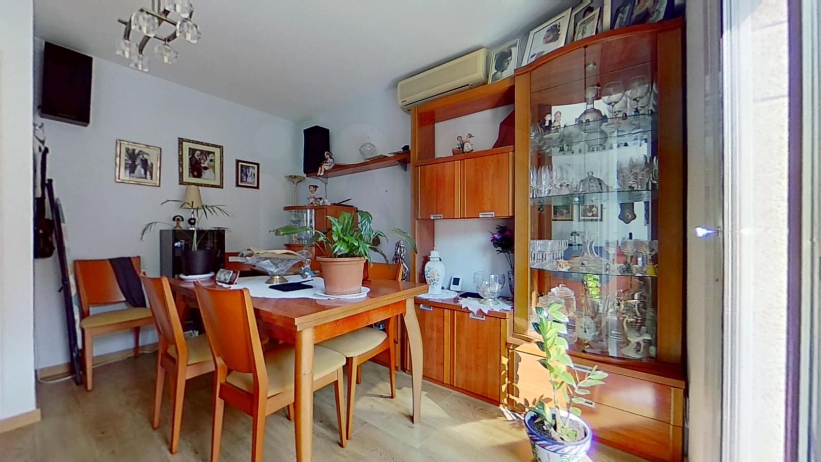 4 slaapkamer Rijtjeshuis te koop in Tarragona stad met garage - € 237.000 (Ref: 9987472)