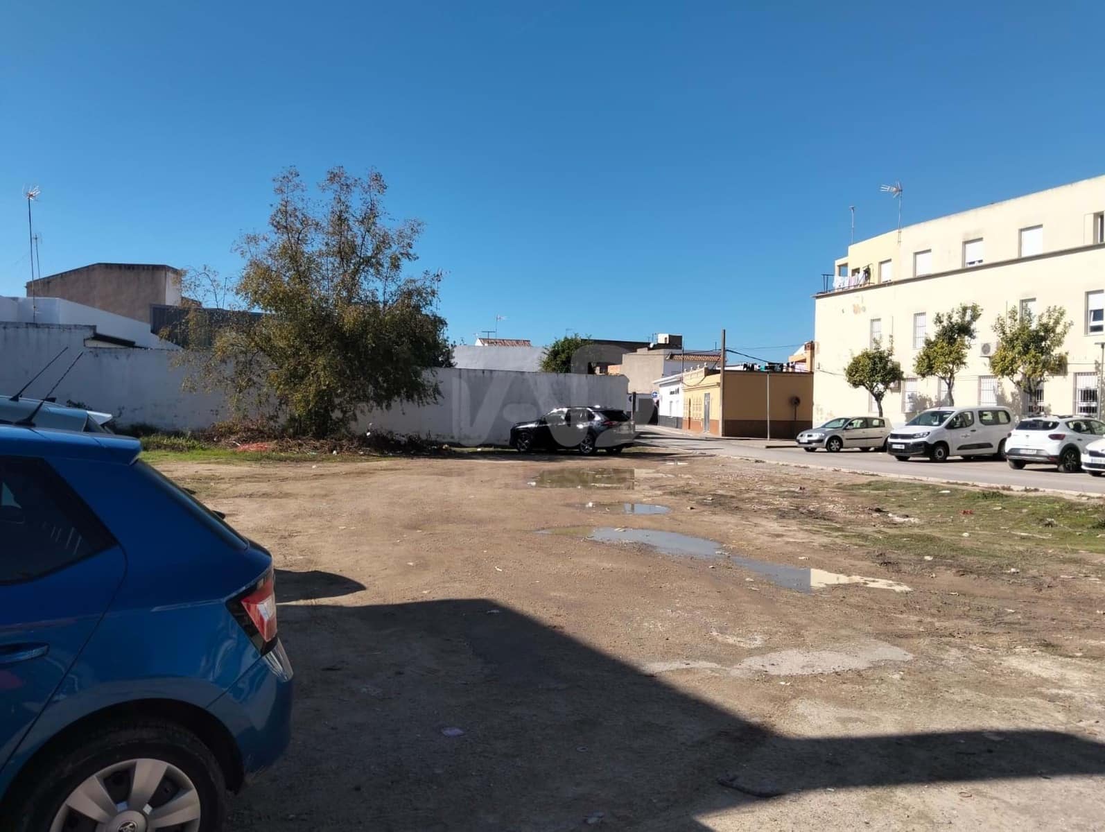 Building Plot for sale in Seville city - € 29,900 (Ref: 9987473)