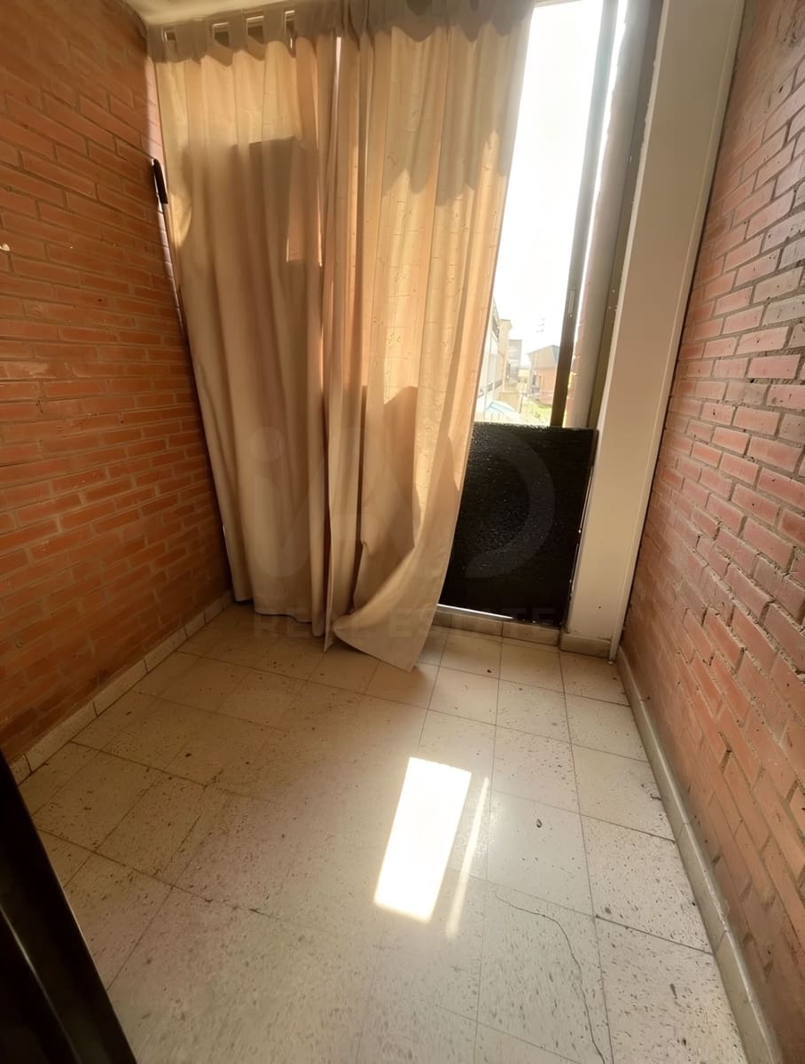 3 bedroom Apartment for sale in Salamanca city - € 90,000 (Ref: 9987476)