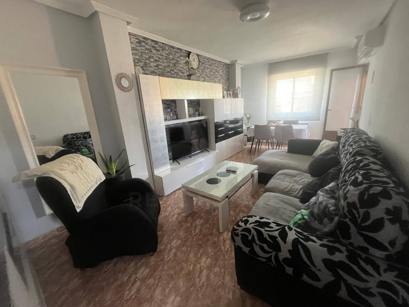 3 bedroom Apartment for sale in Salamanca city - € 90,000 (Ref: 9987476)