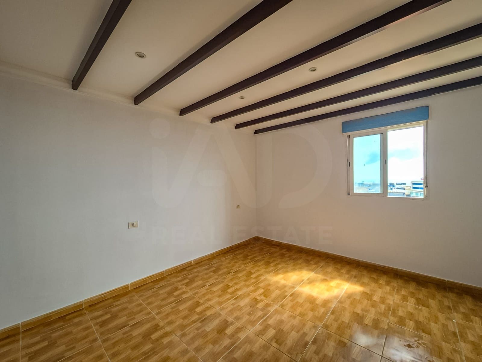 4 makuuhuone Omakotitalo myytävänä paikassa Santa Cruz de Tenerife - 219 000 € (Ref: 9987477)