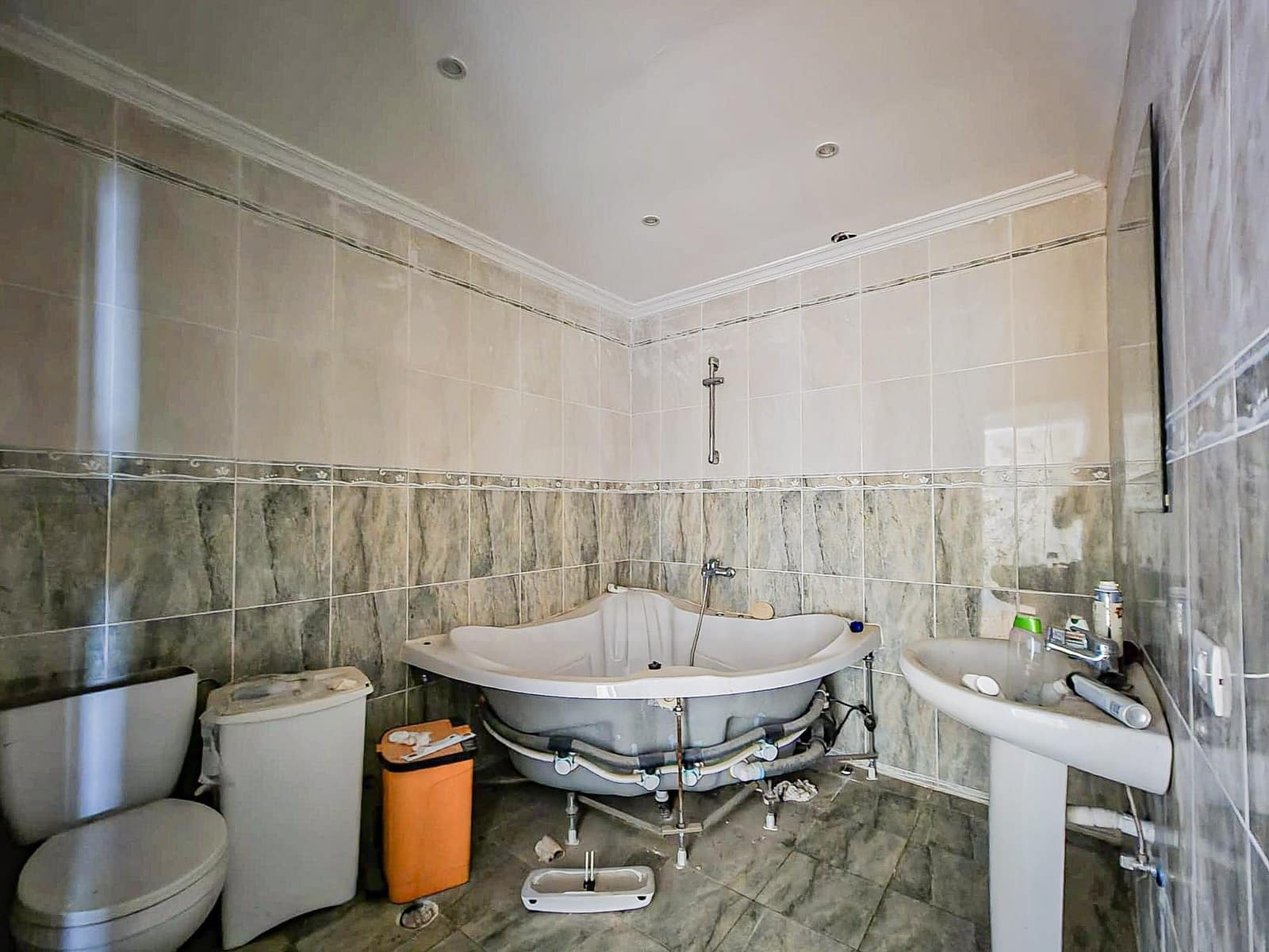 4 makuuhuone Omakotitalo myytävänä paikassa Santa Cruz de Tenerife - 219 000 € (Ref: 9987477)