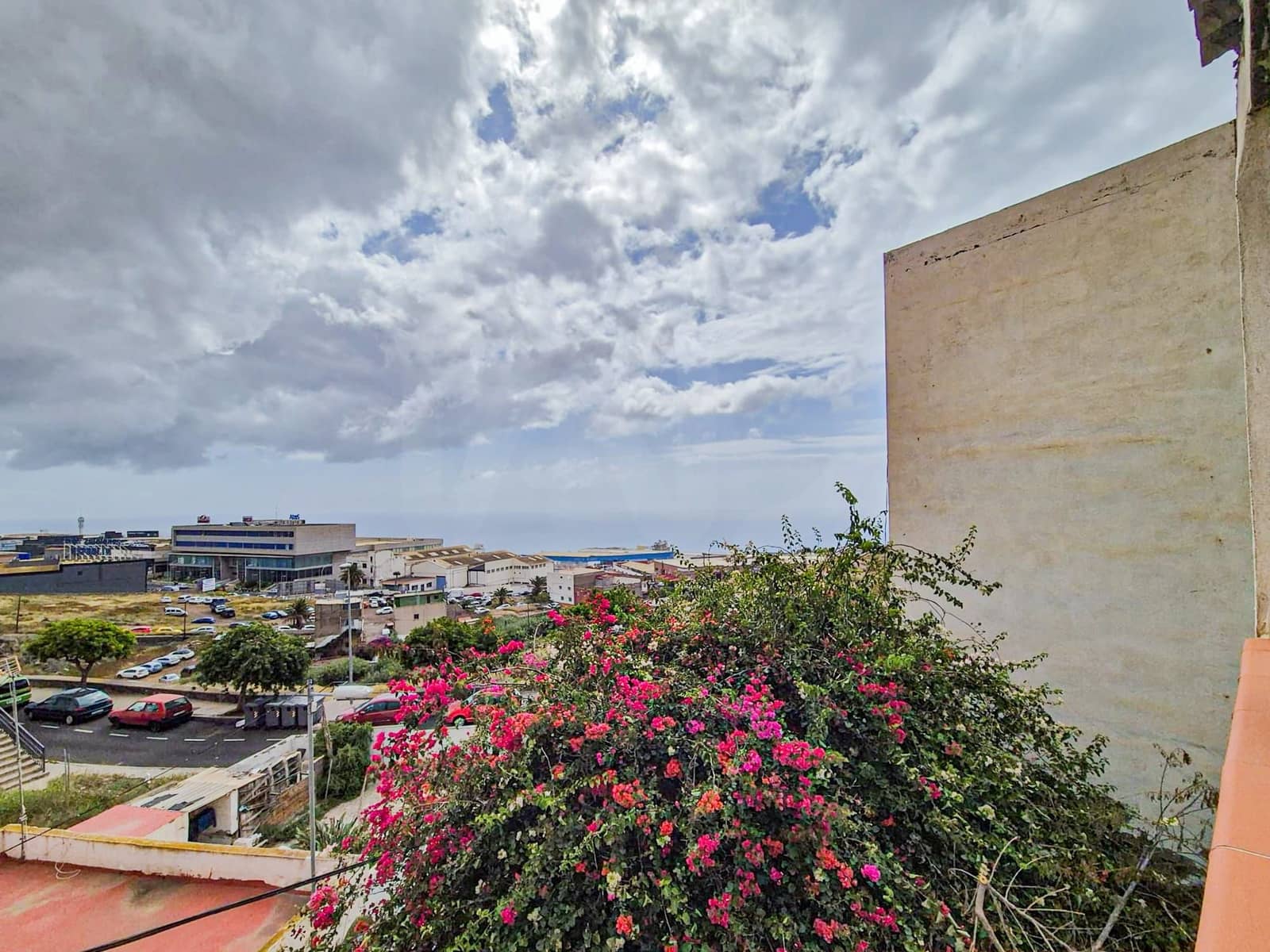 4 makuuhuone Omakotitalo myytävänä paikassa Santa Cruz de Tenerife - 219 000 € (Ref: 9987477)